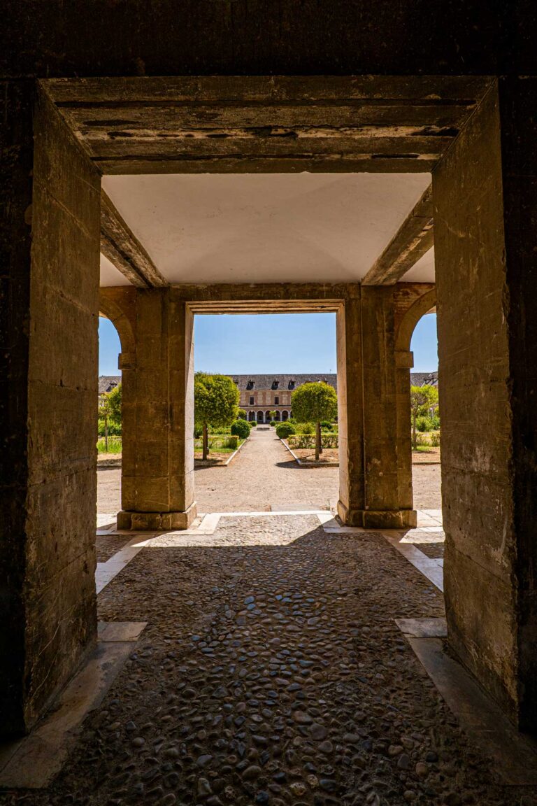 Casas de Oficios y Caballeros
